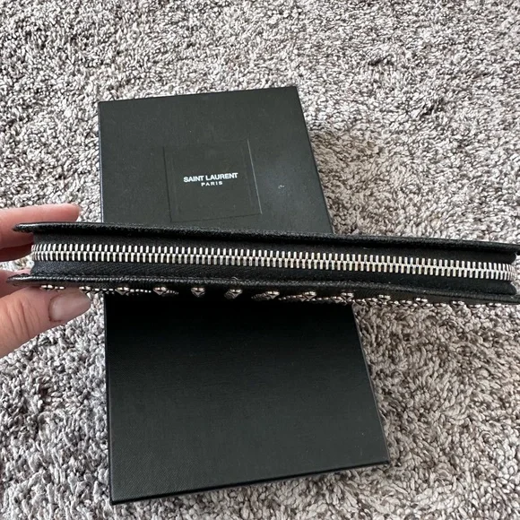Authentic Saint Laurent Studded Zip Around Wallet Grain de Poudre Black Silver - Picture 6 of 14